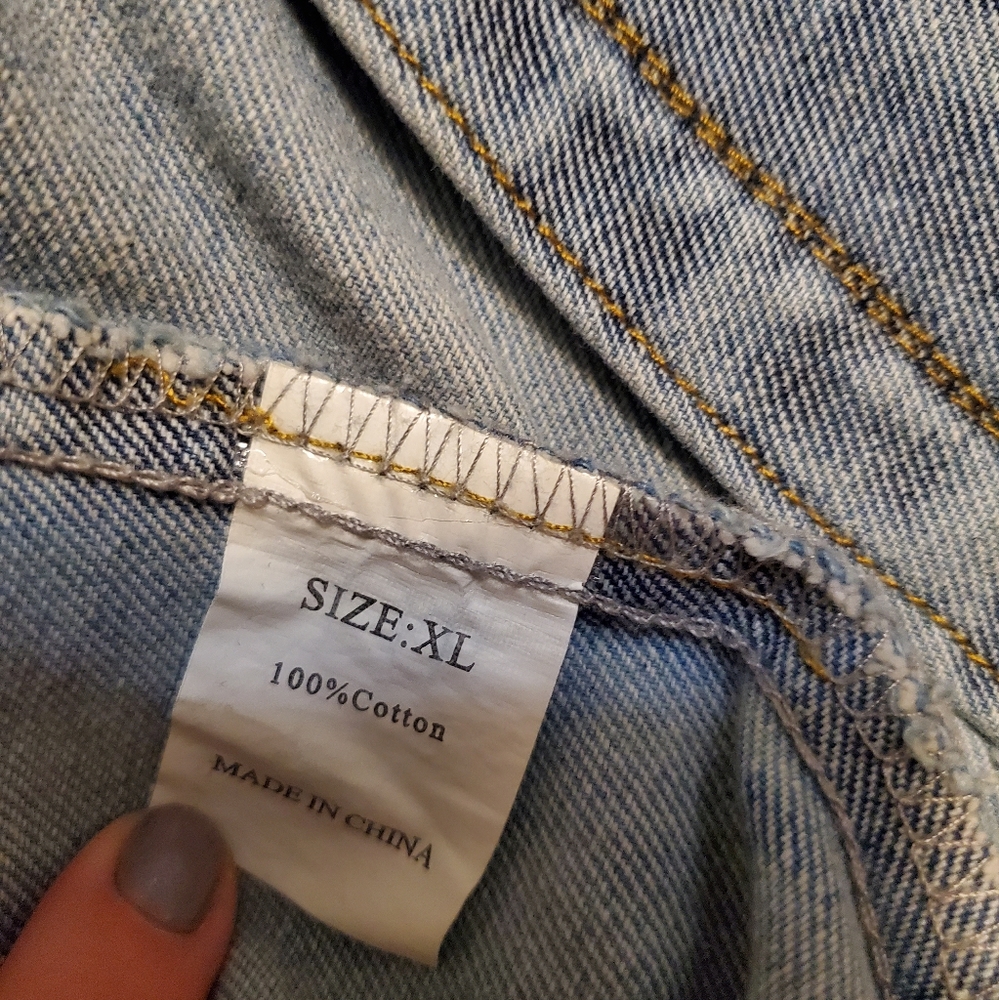 Distressed Jean Jacket - Picture 3 of 4